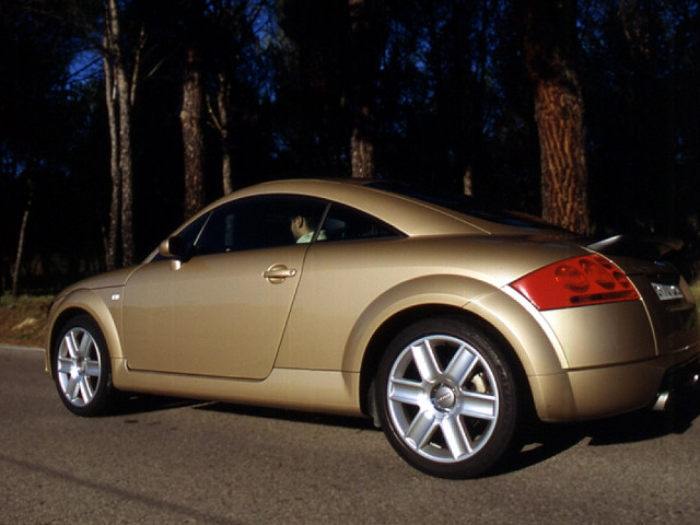 Audi TT Roadster фото