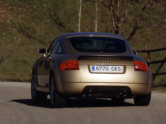 Audi TT Roadster фото