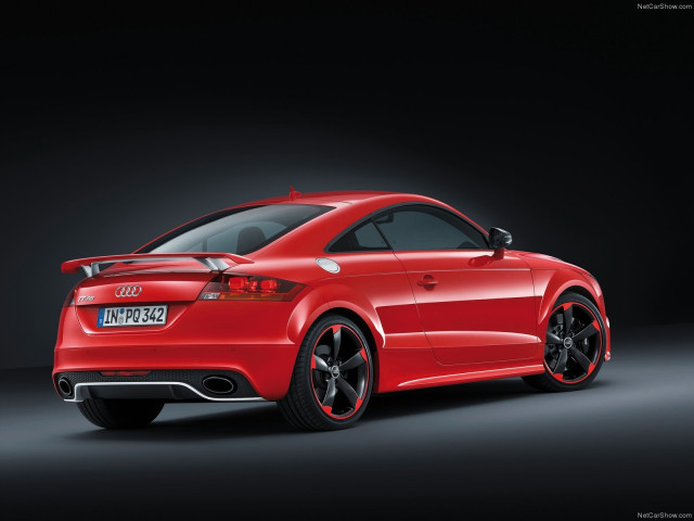 Audi TT RS plus фото