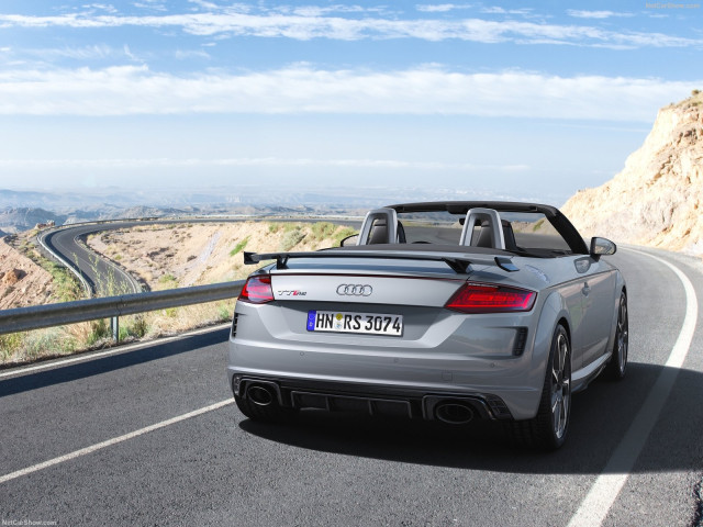 Audi TT RS Roadster фото