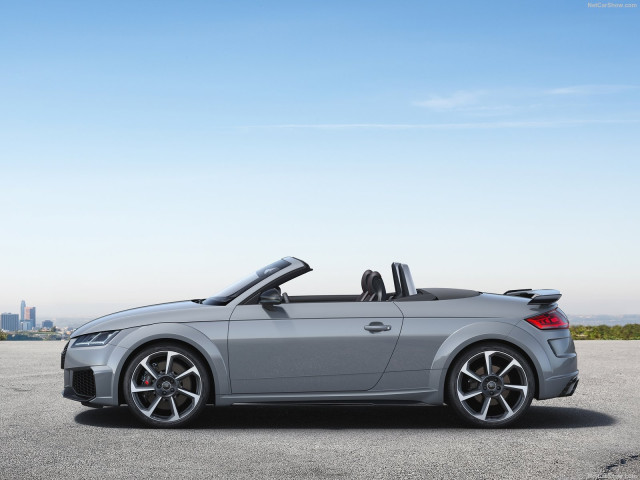 Audi TT RS Roadster фото