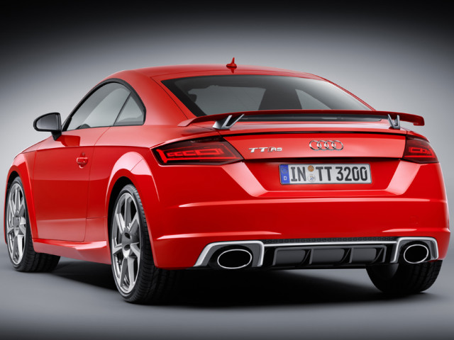 Audi TT RS фото