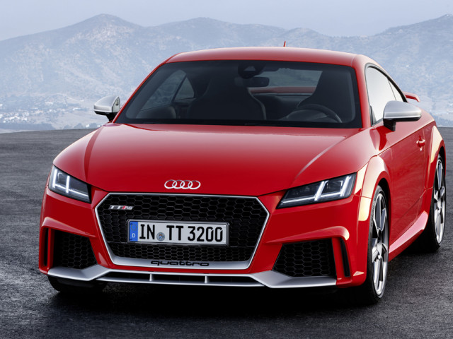 Audi TT RS фото