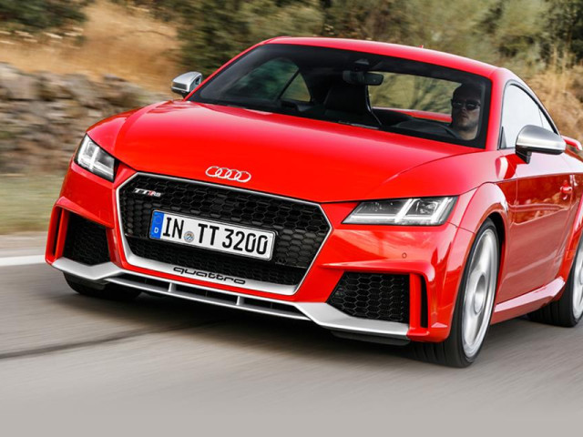 Audi TT RS фото