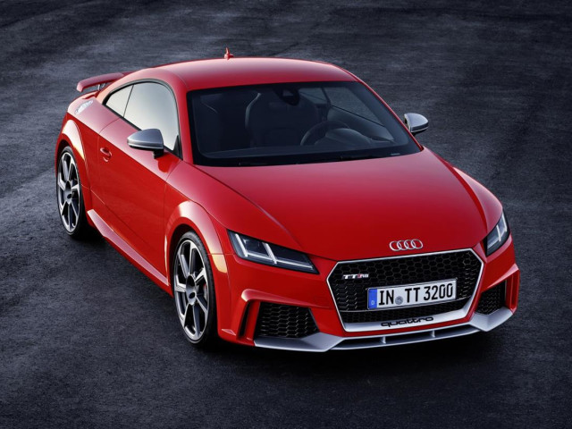 Audi TT RS фото