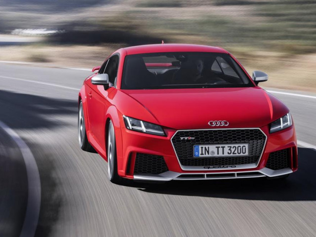 Audi TT RS фото