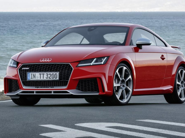 Audi TT RS фото