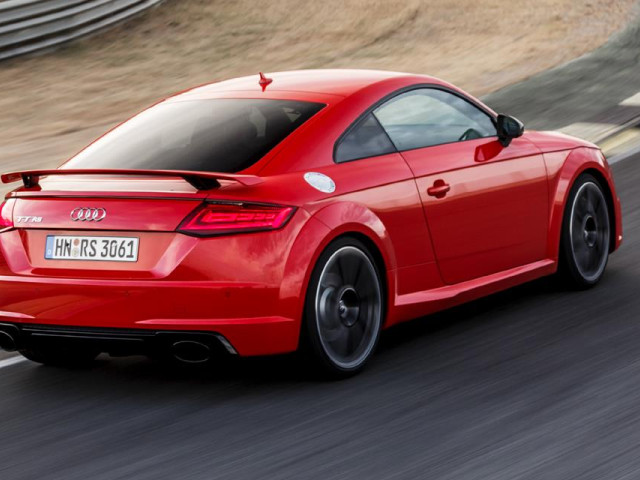 Audi TT RS фото