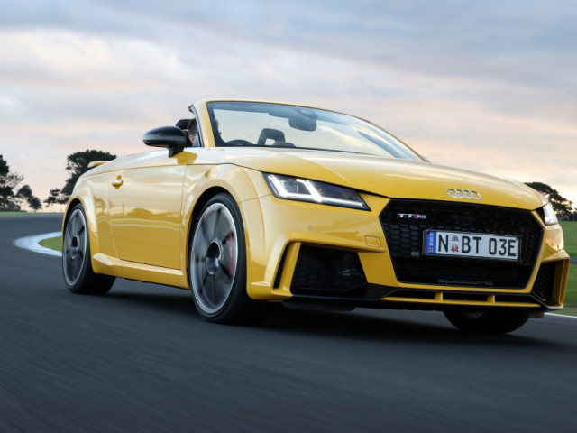 Audi TT RS фото