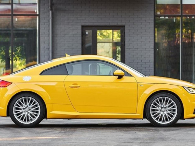 Audi TT фото