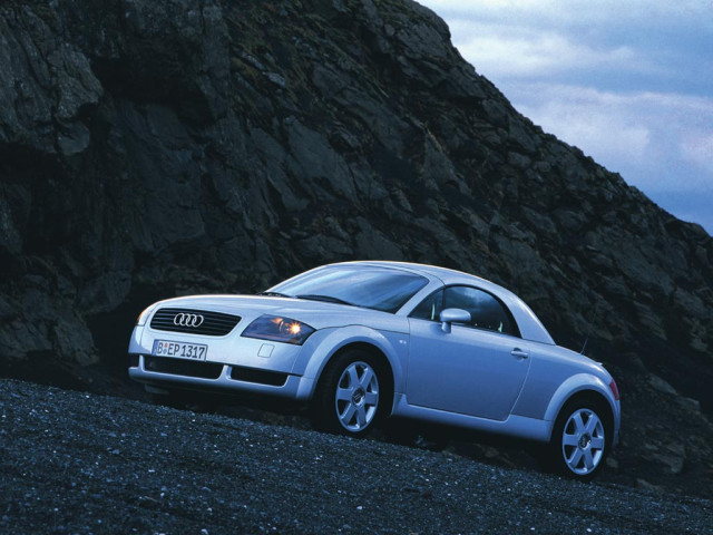 Audi TT фото