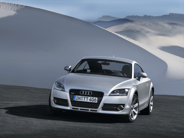 Audi TT фото