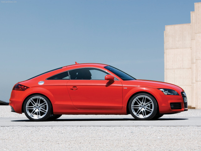 Audi TT фото