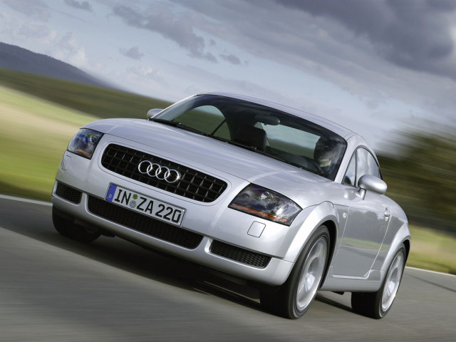 Audi TT фото