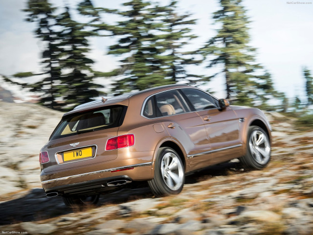 Bentley Bentayga фото