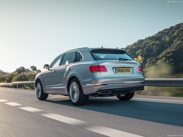 Bentley Bentayga фото