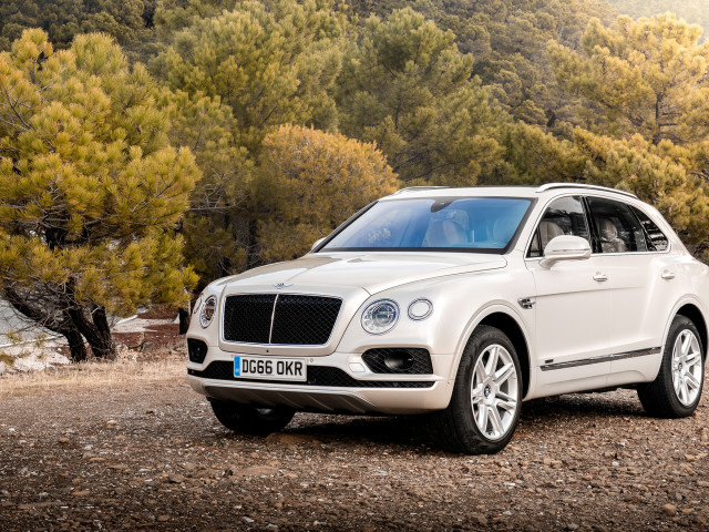 Bentley Bentayga фото