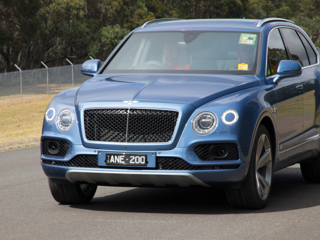 Bentley Bentayga фото