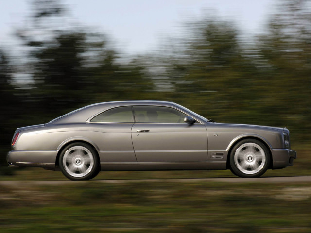 Bentley Brooklands фото