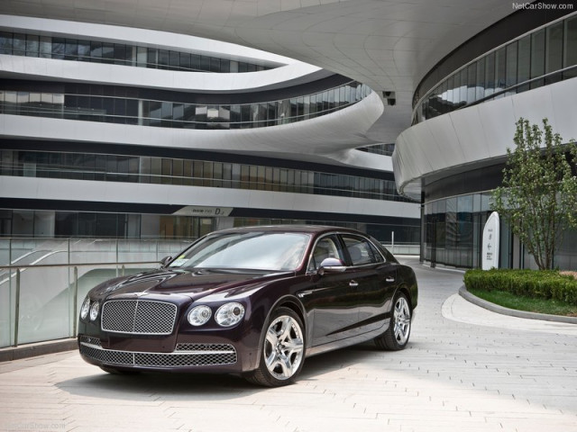 Bentley Continental Flying Spur фото