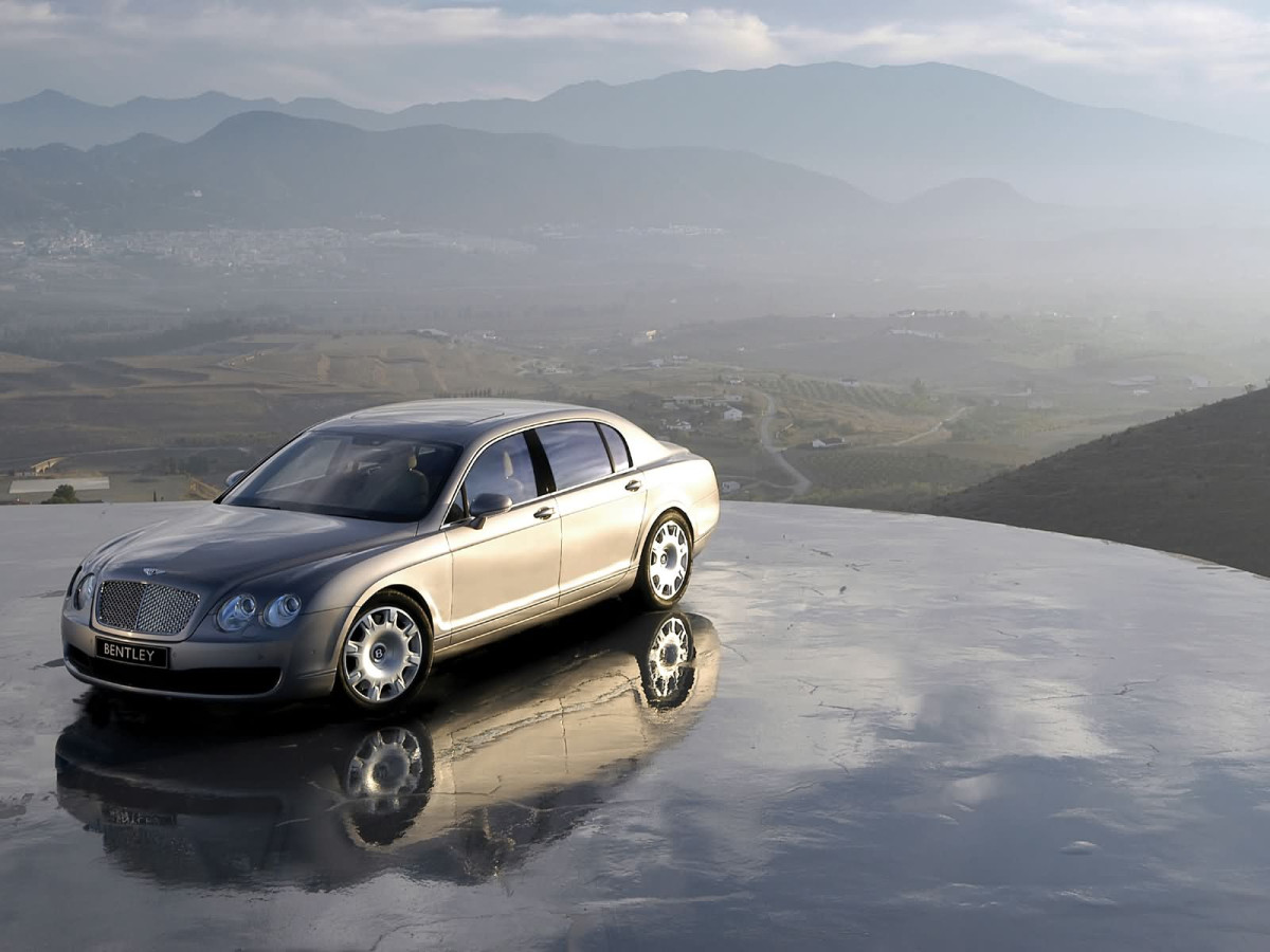 Bentley Continental Flying Spur фото 19112