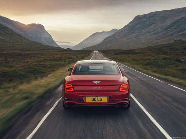 Bentley Continental Flying Spur фото