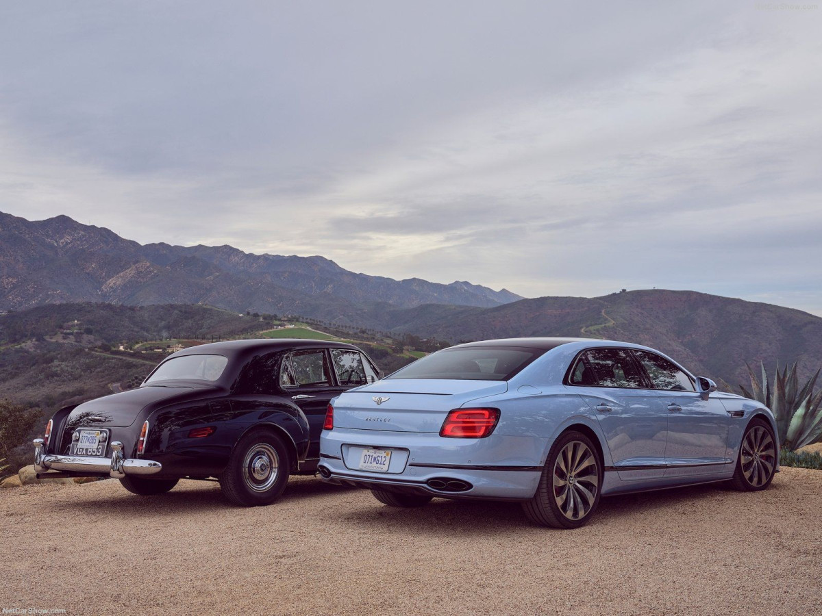 Bentley Continental Flying Spur фото 208310