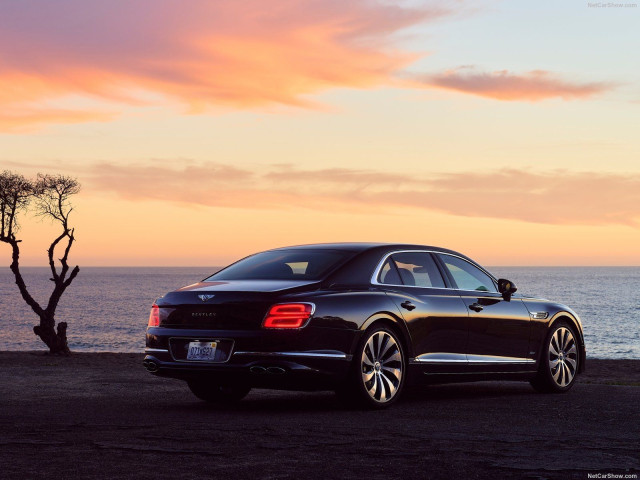 Bentley Continental Flying Spur фото