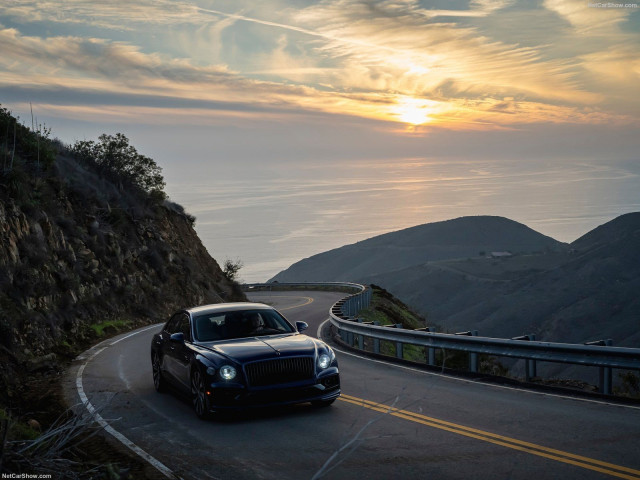 Bentley Continental Flying Spur фото