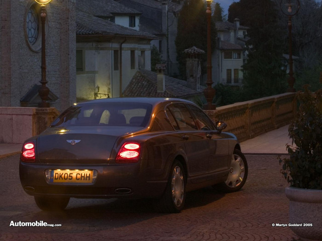 Bentley Continental Flying Spur фото