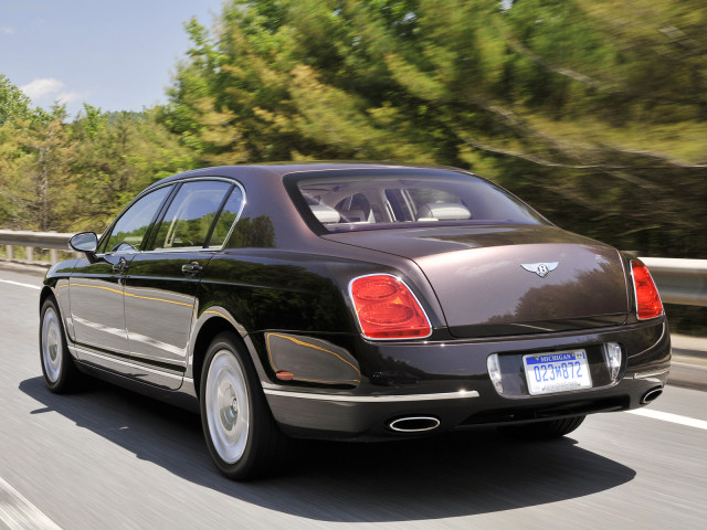 Bentley Continental Flying Spur фото