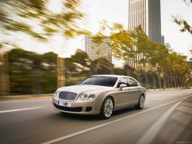 Bentley Continental Flying Spur фото