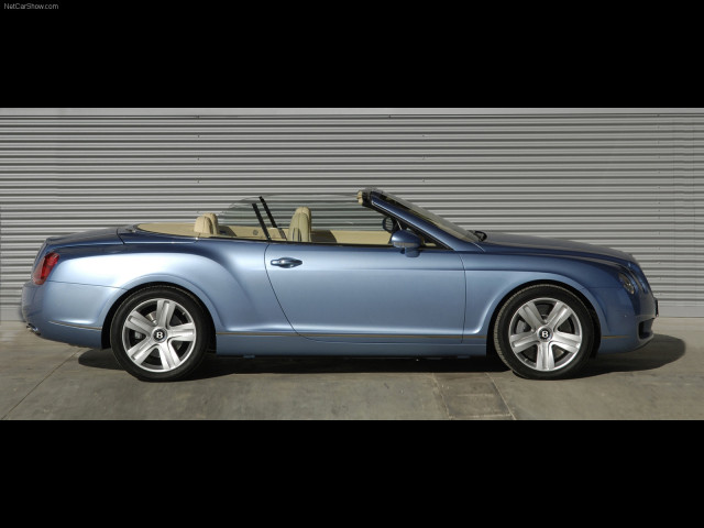 Bentley Continental GTC фото