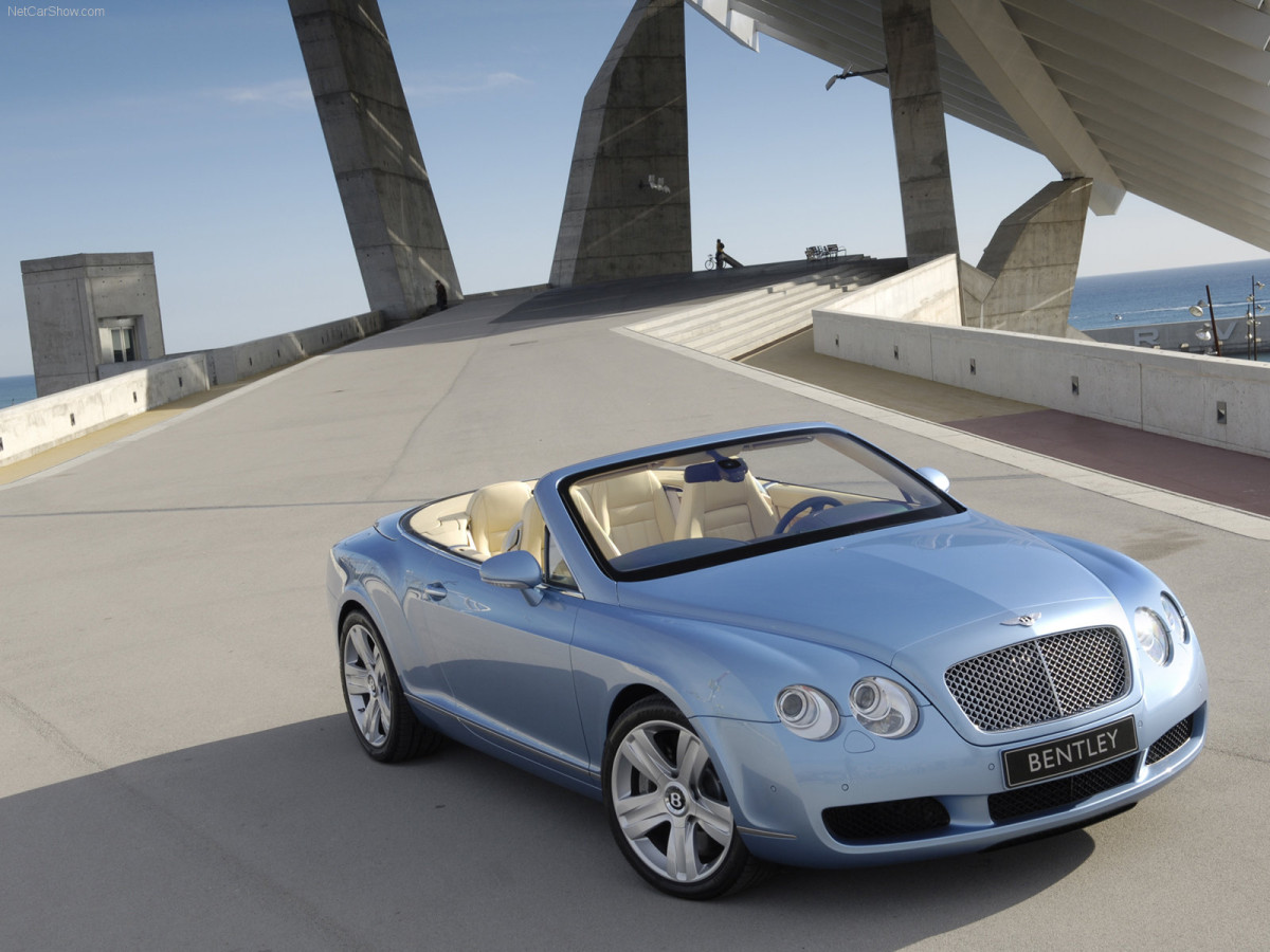 Bentley Continental GTC фото 33615