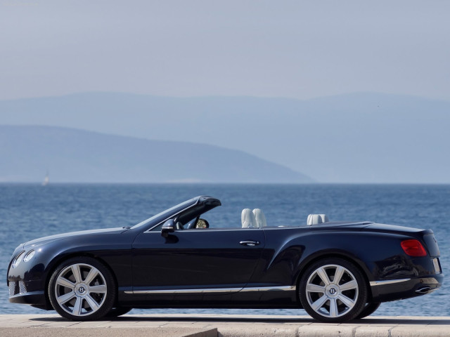 Bentley Continental GTC фото