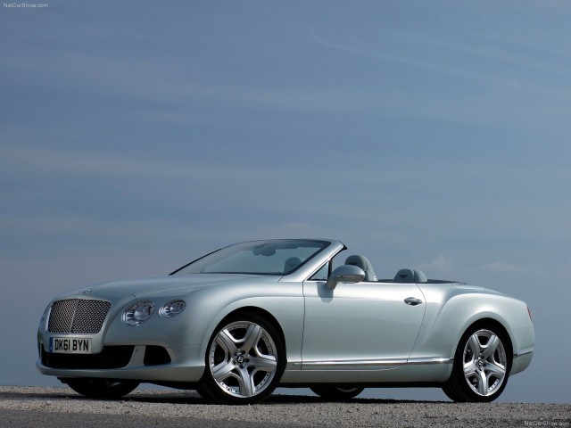 Bentley Continental GTC фото