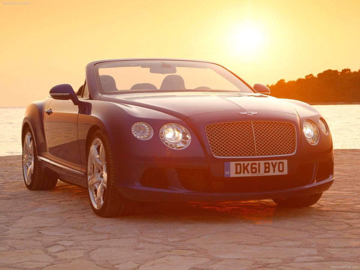 Bentley Continental GTC фото 88690