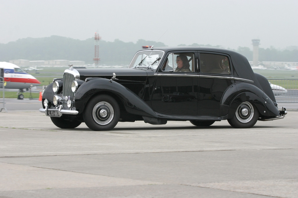 Bentley Mk VI Saloon фото 36304