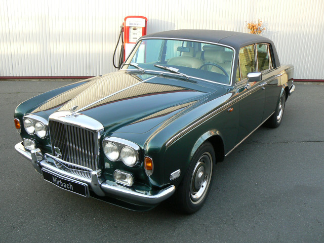 Bentley T1 Limousine фото