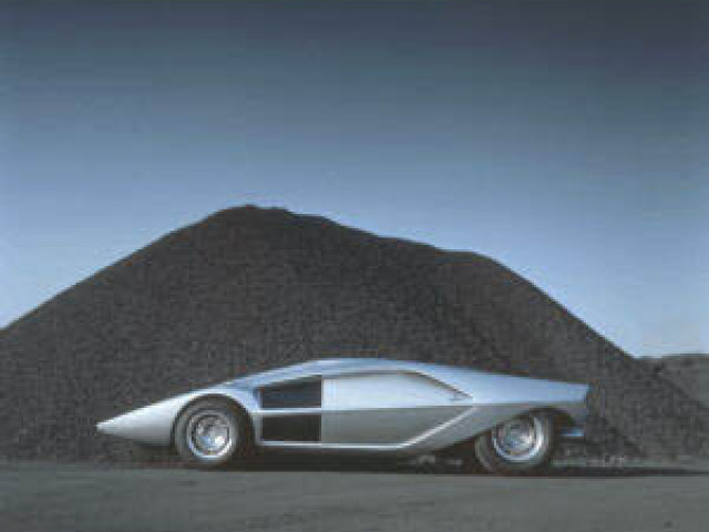 Bertone Stratos Zero фото