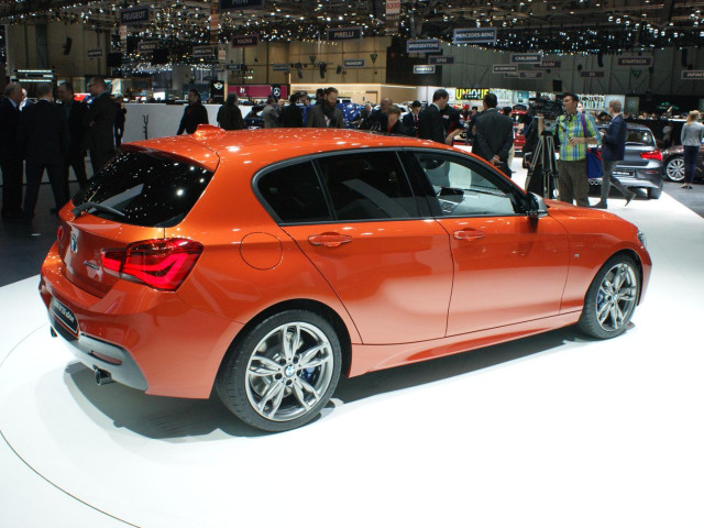 BMW 1-series 5-door фото