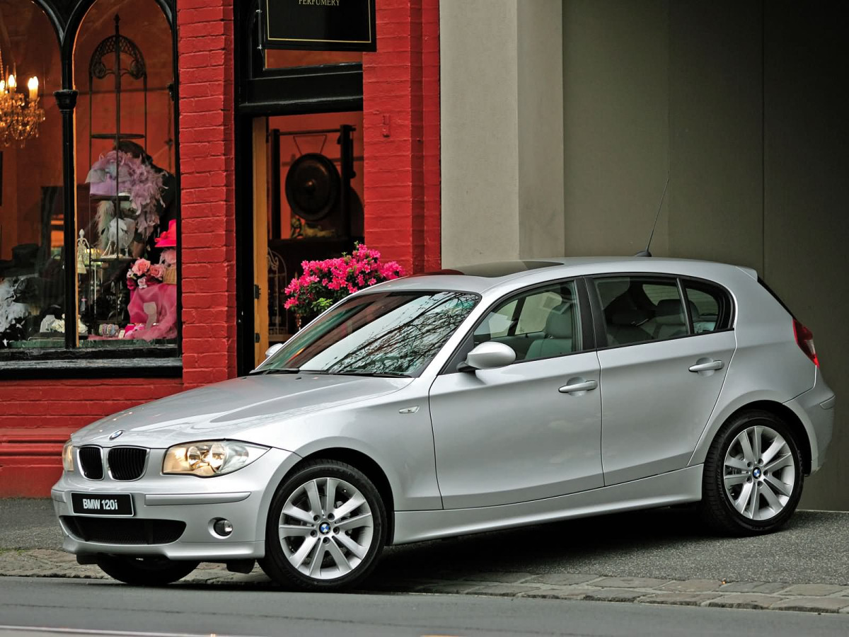 BMW 1-series 5-door фото 14970