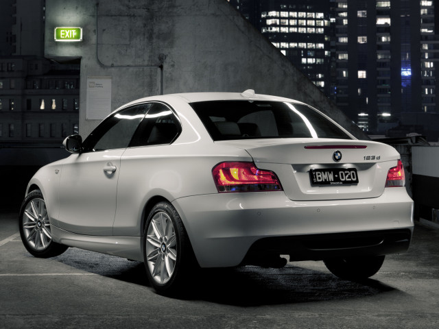 BMW 1-series фото