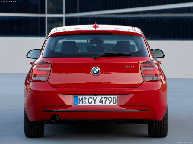 BMW 1-series фото