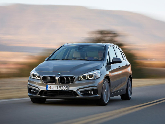 BMW 2-series Active Tourer фото