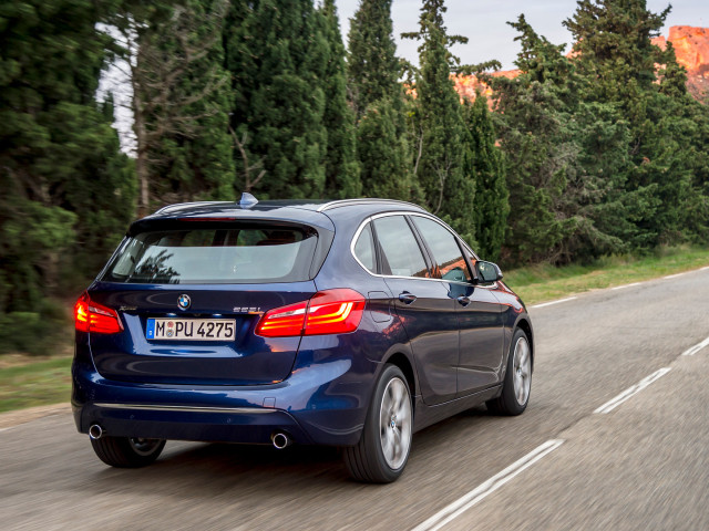 BMW 2-series Active Tourer фото