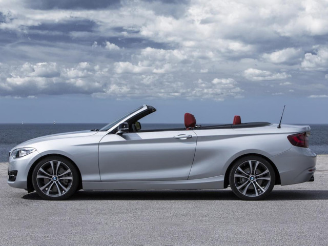 BMW 2-Series Convertible фото