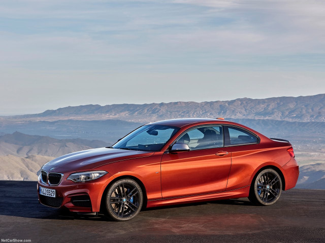 BMW 2-Series Coupe фото