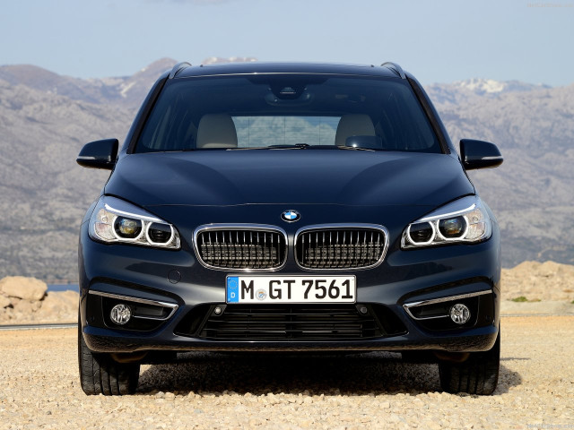 BMW 2-Series Gran Tourer фото