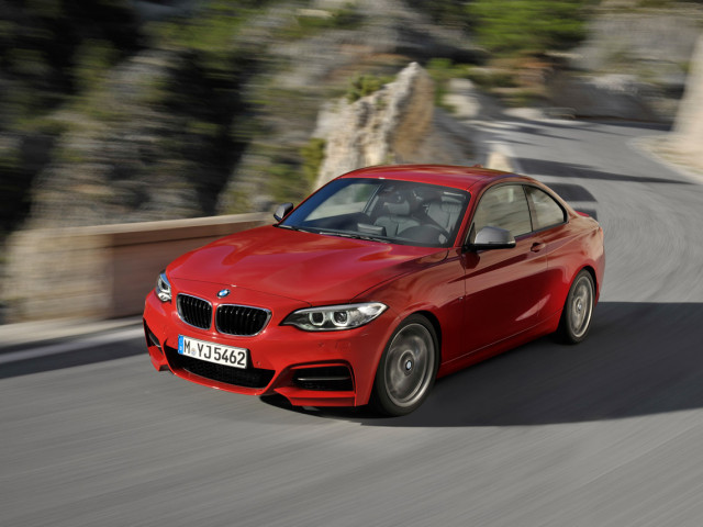 BMW 2-series фото